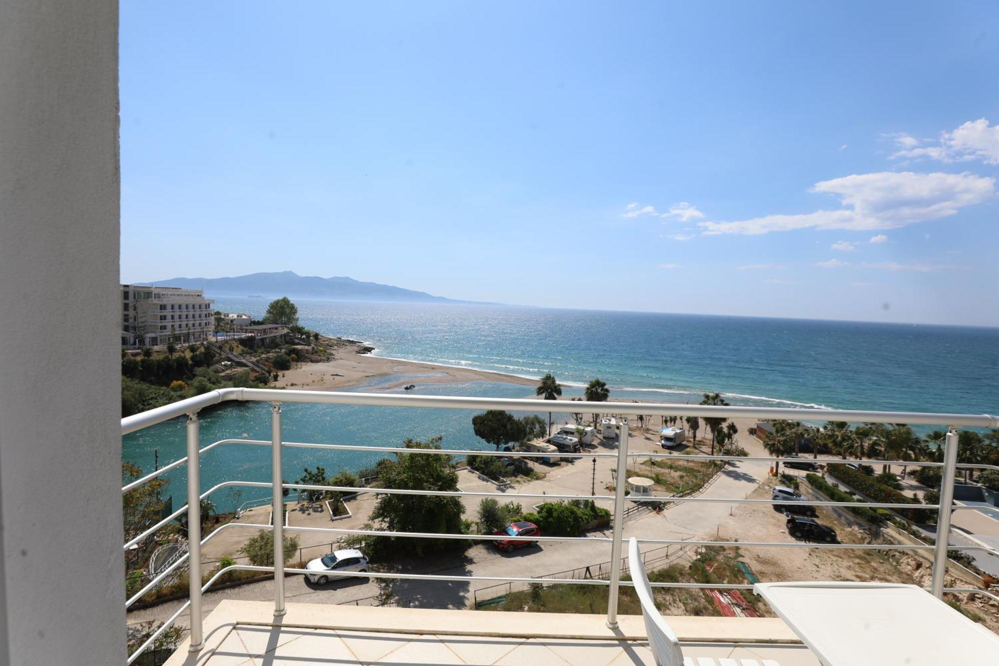 Blue Bay Apartments Sarande Ngoại thất bức ảnh